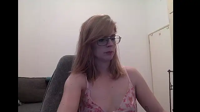 SavannaGirly online show from September 2025 11:20:02 AM