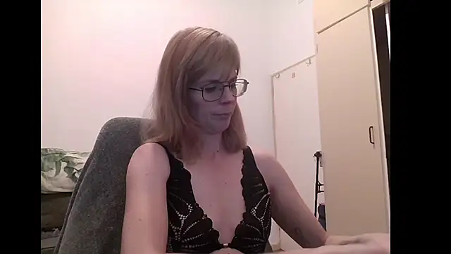 SavannaGirly online show from October 2025 08:46:01 AM