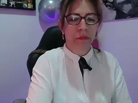 Chayla Ruiz online show from March 2025 06:39:02 PM