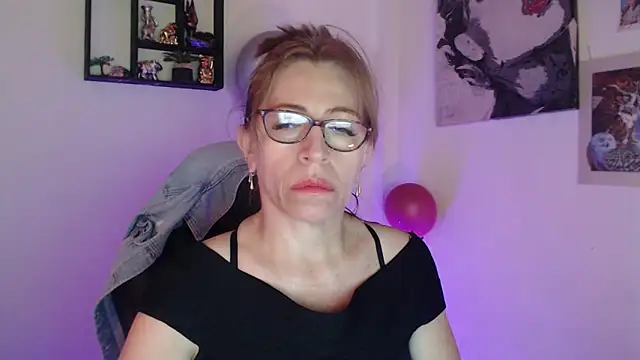 Chayla Ruiz online show from March 2025 01:08:02 PM