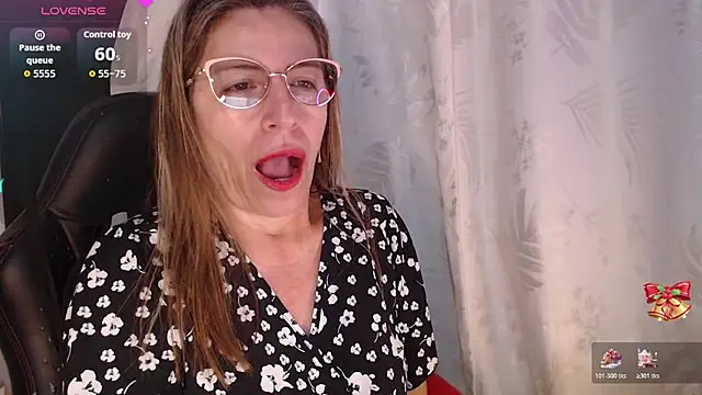 Chayla Ruiz online show from December 2025 10:26:01 PM