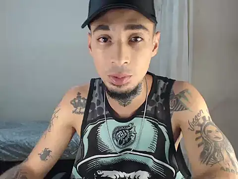 emiliano hottt online show from December 2024 09:56:02 AM