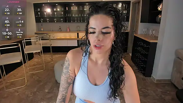 KateSunder online show from March 2025 12:22:02 PM