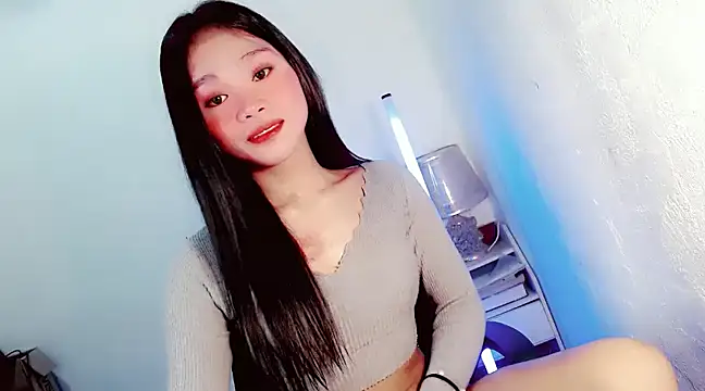 Snapshot of amomentoflust69 chatting on February 2025 03:44:01 AM amomentoflust69 online show from February 2025 03:44:01 AM