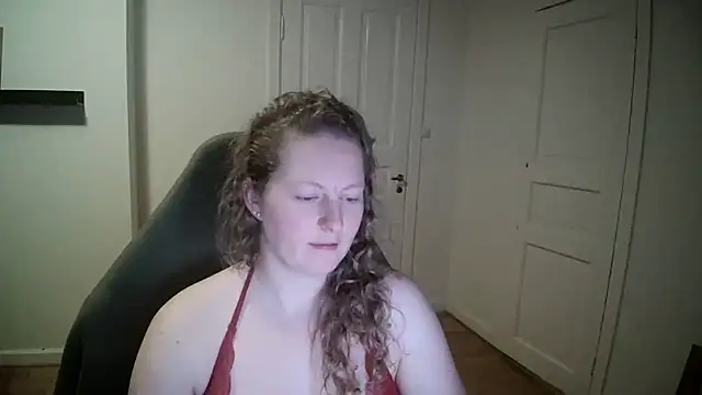 Girlnina-1995 online show from January 2025 08:14:02 PM