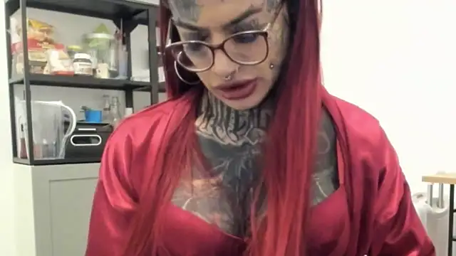 tamarapervert online show from December 2025 07:43:01 PM