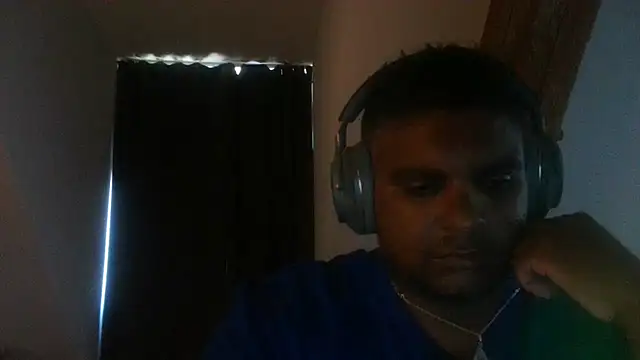 Snapshot of Bandusrilankasexymen chatting on July 2026 03:58:02 PM Bandusrilankasexymen online show from July 2026 03:58:02 PM