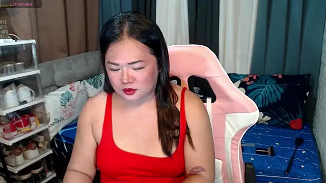 Snapshot of MagnificatMistress chatting on December 2024 08:27:01 AM MagnificatMistress online show from December 2024 08:27:01 AM