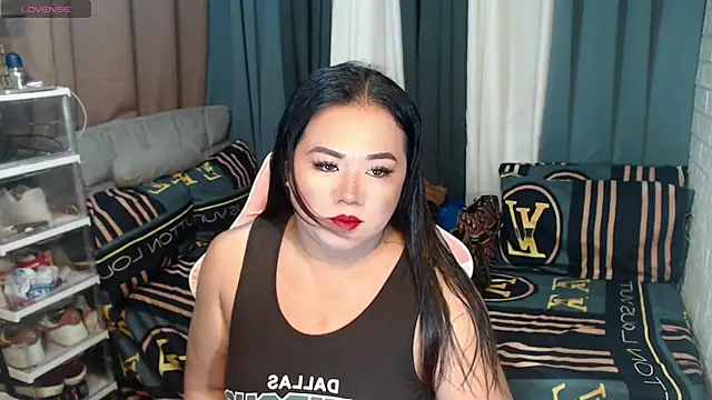 Snapshot of MagnificatMistress chatting on January 2025 11:12:02 AM MagnificatMistress online show from January 2025 11:12:02 AM