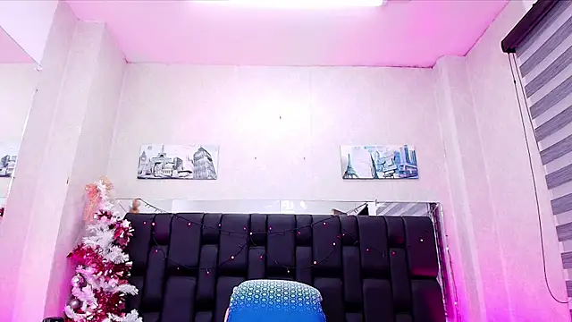 Snapshot of _carolina_fox chatting on January 2025 06:10:01 AM carolina fox online show from January 2025 06:10:01 AM