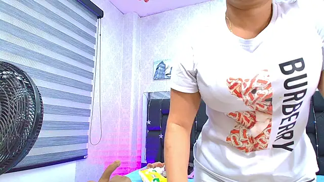 Snapshot of _carolina_fox chatting on March 2025 03:12:01 AM carolina fox online show from March 2025 03:12:01 AM