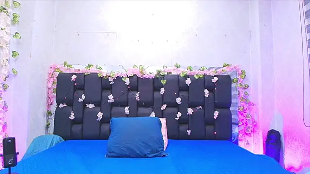 Snapshot of _carolina_fox chatting on September 2025 03:06:02 AM carolina fox online show from September 2025 03:06:02 AM