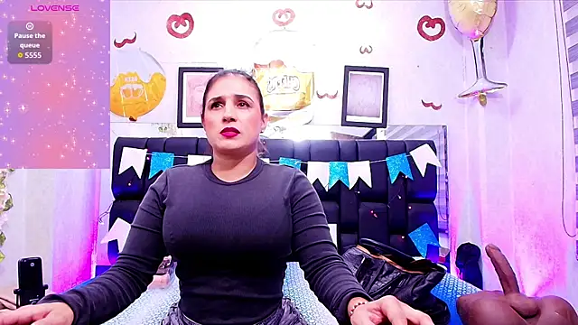 Snapshot of _carolina_fox chatting on October 2025 03:01:02 AM carolina fox online show from October 2025 03:01:02 AM