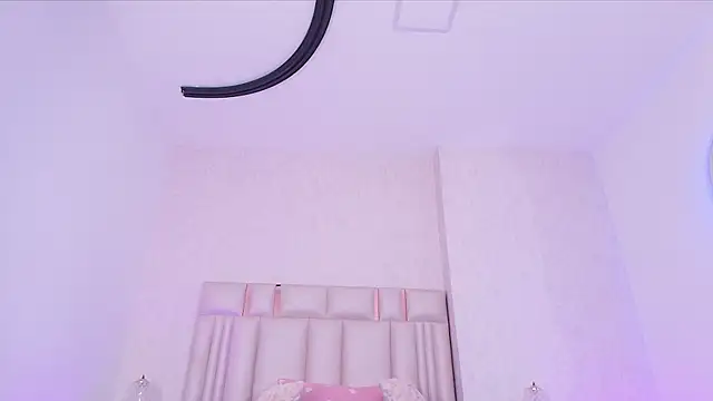 Snapshot of _carolina_fox chatting on May 2026 03:15:02 AM carolina fox online show from May 2026 03:15:02 AM