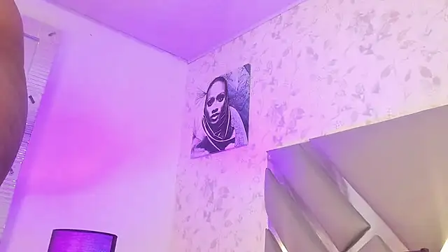 Snapshot of EmilyyRosee_ chatting on February 2026 01:47:01 PM EmilyyRosee online show from February 2026 01:47:01 PM