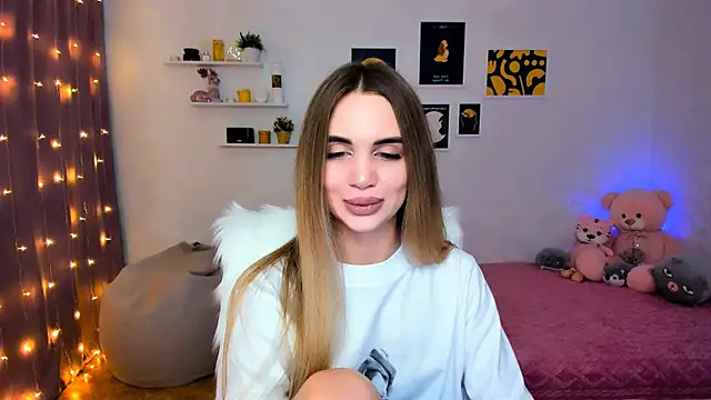 aPieceOfJoy online show from December 2024 12:48:02 AM