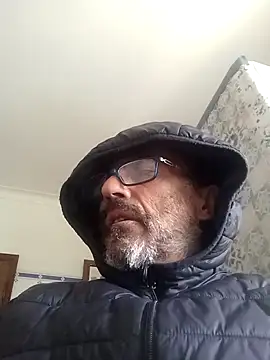 superzeus1 online show from November 2025 12:06:01 PM