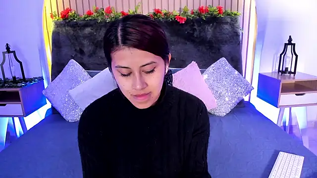 Karlagonzales  online show from February 2025 12:53:02 AM