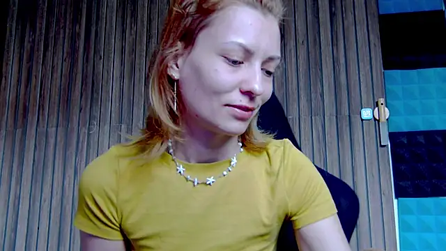 Snapshot of karo123421 chatting on March 2025 09:33:02 AM karo123421 online show from March 2025 09:33:02 AM