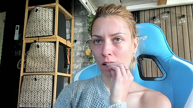 Snapshot of karo123421 chatting on September 2025 09:01:02 AM karo123421 online show from September 2025 09:01:02 AM