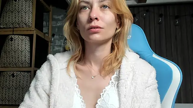 Snapshot of karo123421 chatting on September 2025 04:18:02 AM karo123421 online show from September 2025 04:18:02 AM