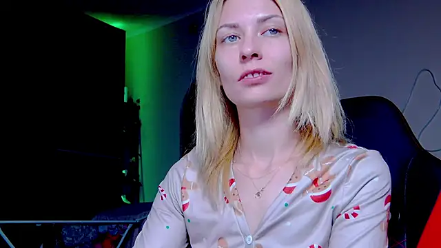 Snapshot of karo123421 chatting on October 2025 08:07:01 PM karo123421 online show from October 2025 08:07:01 PM