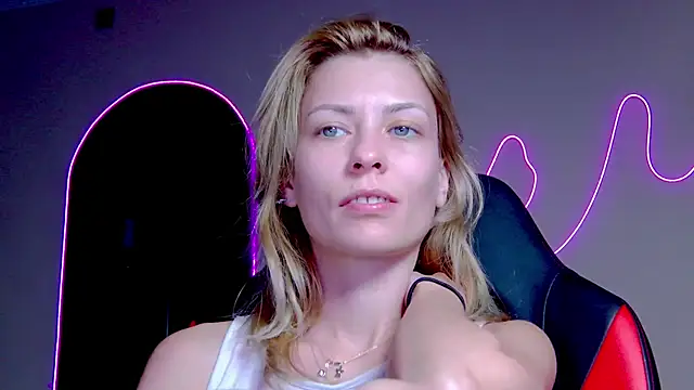 Snapshot of karo123421 chatting on October 2025 08:19:02 PM karo123421 online show from October 2025 08:19:02 PM