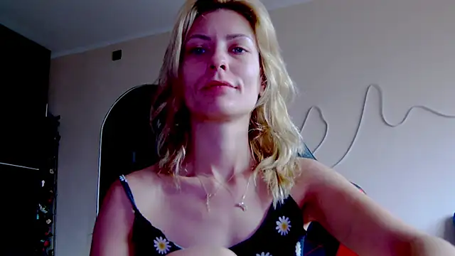 Snapshot of karo123421 chatting on October 2025 08:35:01 AM karo123421 online show from October 2025 08:35:01 AM