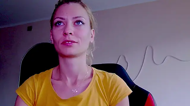 Snapshot of karo123421 chatting on October 2025 06:13:02 AM karo123421 online show from October 2025 06:13:02 AM