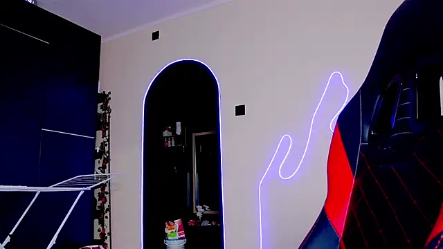 Snapshot of karo123421 chatting on October 2025 05:46:02 PM karo123421 online show from October 2025 05:46:02 PM