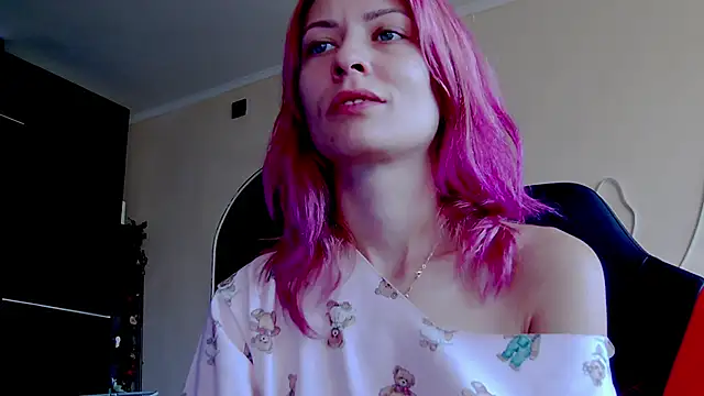 Snapshot of karo123421 chatting on October 2025 05:52:01 AM karo123421 online show from October 2025 05:52:01 AM