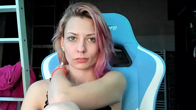 Snapshot of karo123421 chatting on October 2025 07:46:02 PM karo123421 online show from October 2025 07:46:02 PM