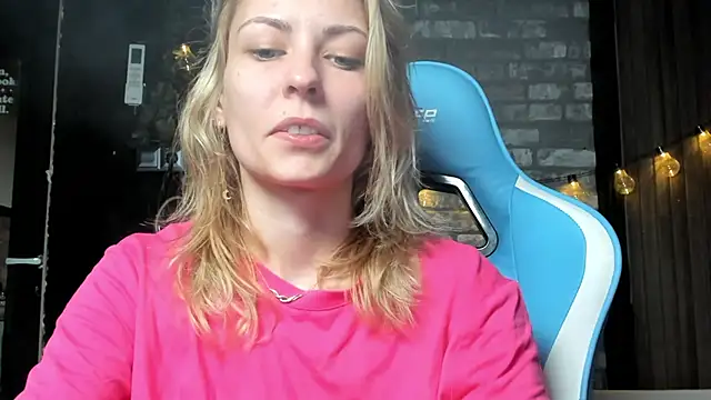 Snapshot of karo123421 chatting on November 2025 06:41:02 PM karo123421 online show from November 2025 06:41:02 PM