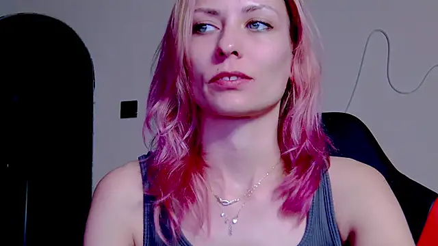 Snapshot of karo123421 chatting on November 2025 11:04:01 PM karo123421 online show from November 2025 11:04:01 PM