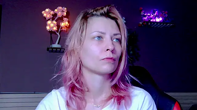 Snapshot of karo123421 chatting on December 2025 02:11:01 PM karo123421 online show from December 2025 02:11:01 PM