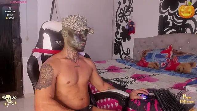 Snapshot of yomo95 chatting on October 2025 10:44:02 PM yomo95 online show from October 2025 10:44:02 PM