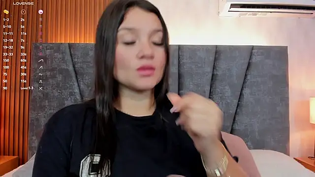 Falak sweett  online show from February 2025 12:17:02 PM