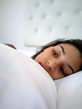 Leaberry online show from November 2025 11:41:01 AM