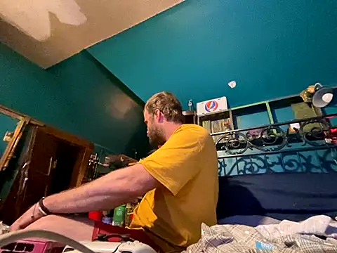 charactrzero online show from September 2025 10:46:02 PM