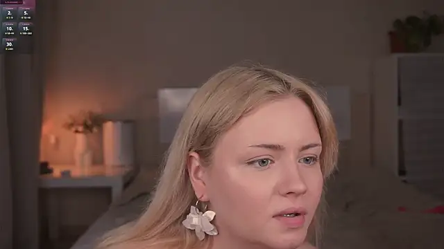 missbeatriss online show from November 2025 03:57:02 PM