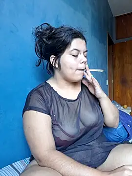 Snapshot of niCuNin chatting on November 2025 04:39:01 PM niCuNin online show from November 2025 04:39:01 PM