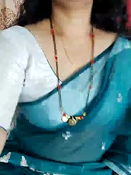Indian desi wife online show from December 2024 02:54:01 AM