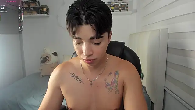 santy7v7 online show from February 2026 01:37:02 PM