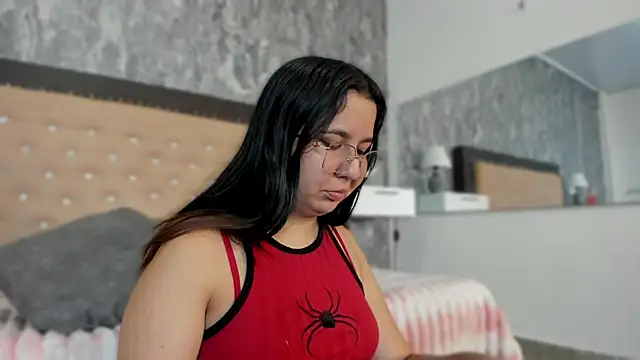 Lia sarahi online show from October 2025 11:30:01 AM