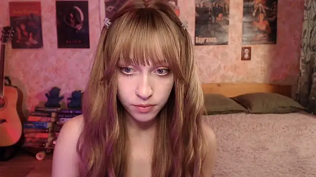 Friendly Ellie online show from July 2026 12:19:02 AM