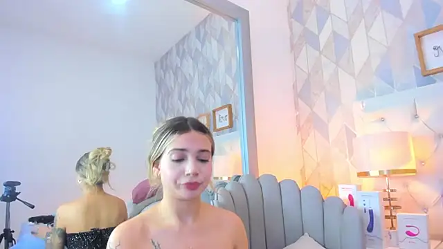 Snapshot of Abbie_Jones_1 chatting on January 2025 09:08:01 AM Abbie Jones 1 online show from January 2025 09:08:01 AM