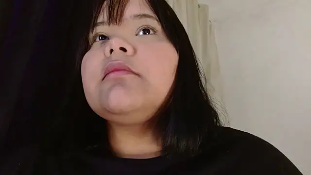 Snapshot of sexychubby___ chatting on January 2025 05:33:01 PM sexychubby    online show from January 2025 05:33:01 PM