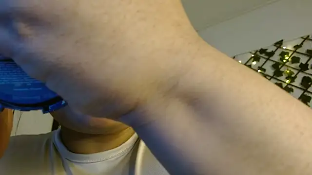 Snapshot of sexychubby___ chatting on March 2025 02:43:02 AM sexychubby    online show from March 2025 02:43:02 AM