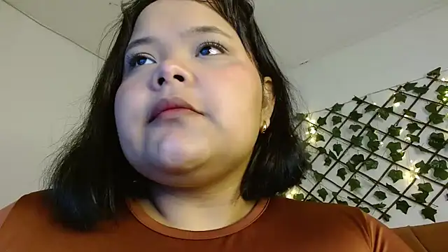 Snapshot of sexychubby___ chatting on March 2025 05:36:01 AM sexychubby    online show from March 2025 05:36:01 AM