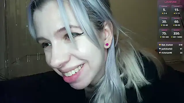 Snapshot of cruellagoth666 chatting on June 2026 02:33:01 PM cruellagoth666 online show from June 2026 02:33:01 PM